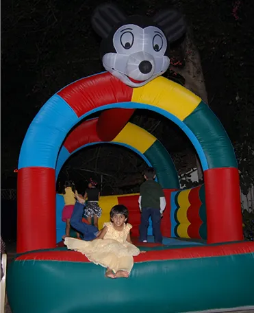 Bouncy jumper Organisers