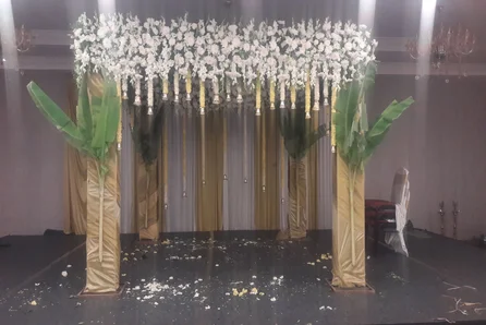 Mandap-Flower-setup