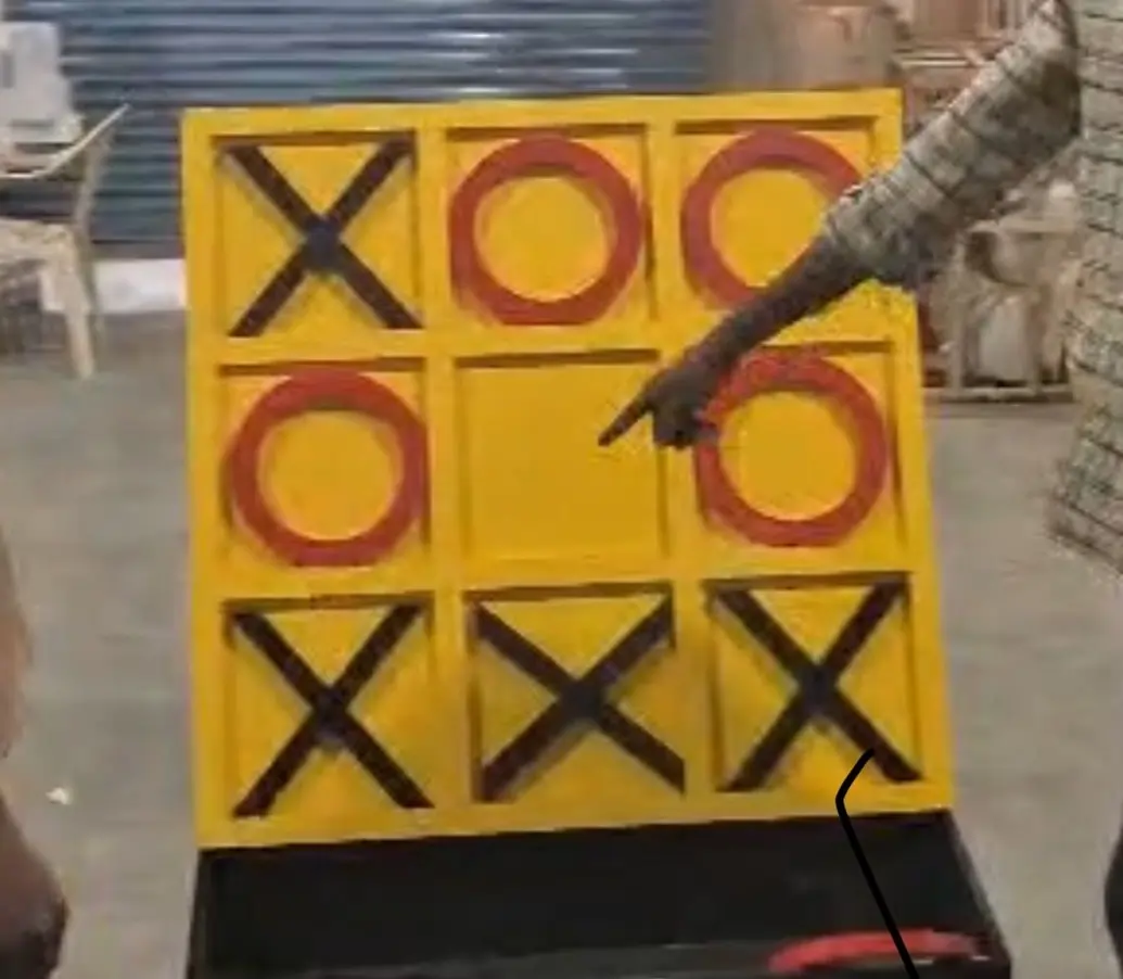 Tic-Tac-Toe-carnival-game