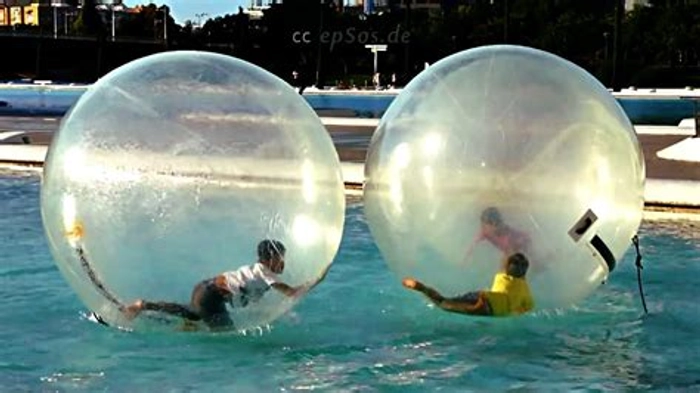 zorbing-balls-Birthday-Organizers